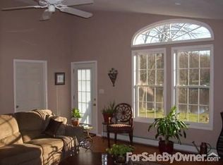 9488 Horseshoe Island Rd, Clay, NY 13041