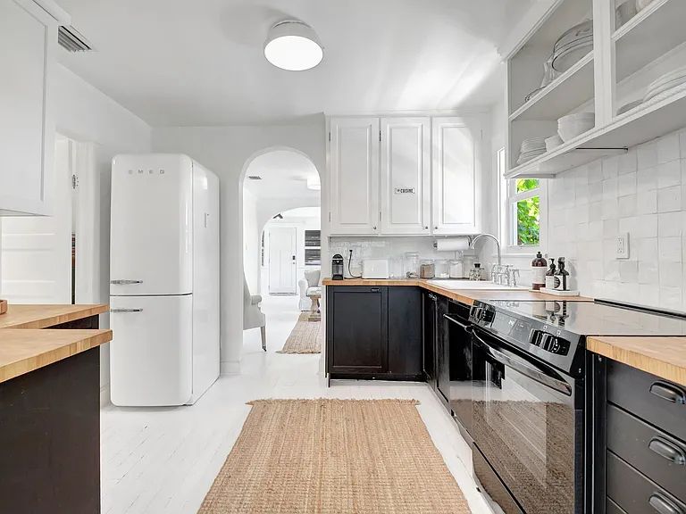 220 S L St — Photo 20