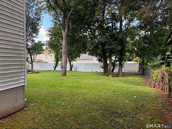 4th image of 107 Tanglewood Drive