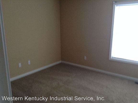 5th image of 560 Village Creek Dr APT A