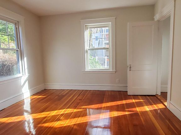 3rd image of 12 Dale Ave #12