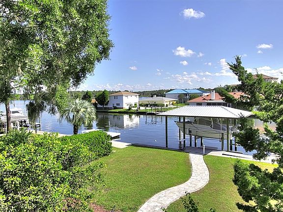 3rd image of 2181 N Watersedge Dr
