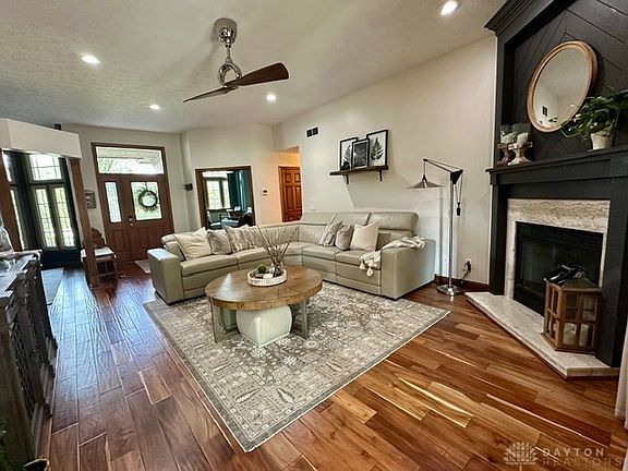 3rd image of 2273 Hunters Ridge Blvd