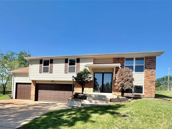 344 Saddle Back Dr, Saint Louis, MO 63129