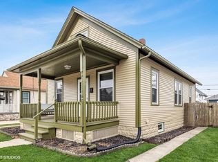 516 Grove St, La Porte, IN 46350