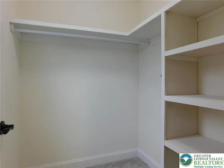 1549 Burkhardt St #C — Photo 20
