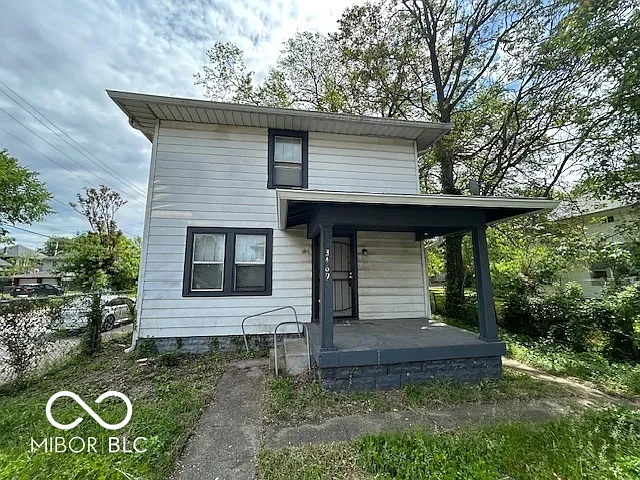 3469 N Kenwood Ave photo 1