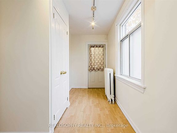5th image of 66 Dorval Rd