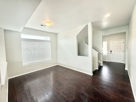 4th image of 3403 Yellowwood Ln