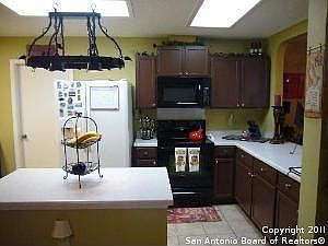 5th image of 6306 Regency Ln