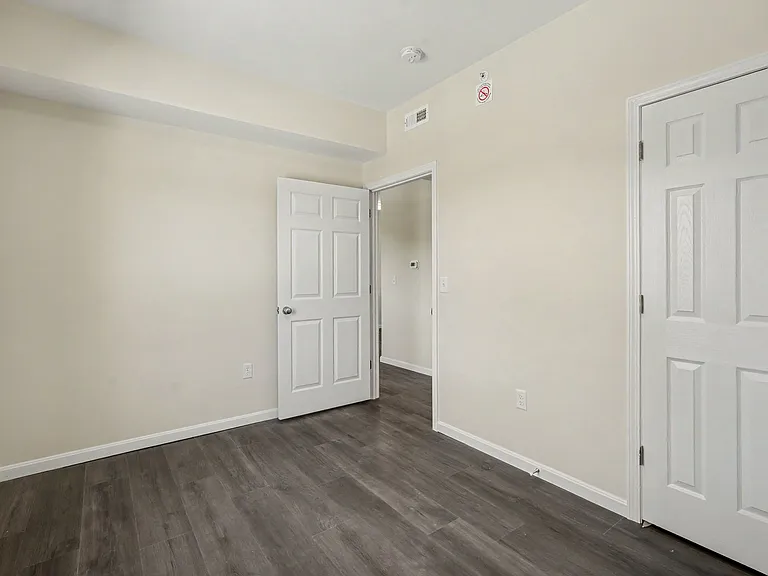 29 Warsaw Ave #1 — Photo 24