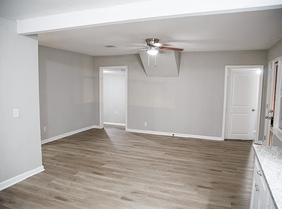 5th image of 221 3rd St