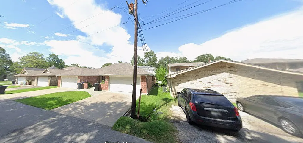 2 bed, 800 sqft, $1,200 — Photo 1