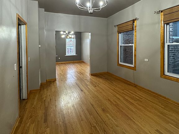 2nd image of 3636 S Hermitage Ave #2