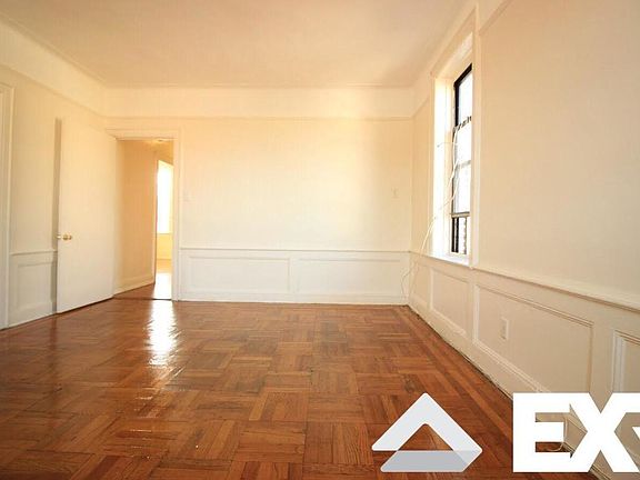 2nd image of 27 Lloyd St APT 5