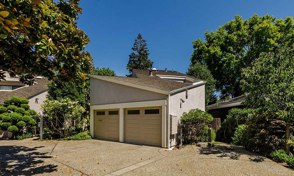 1st image of 51 Baywood Ave