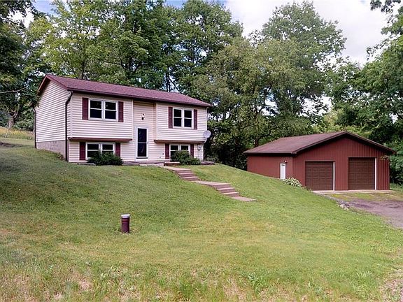 2nd image of 10090 Hillwood Dr