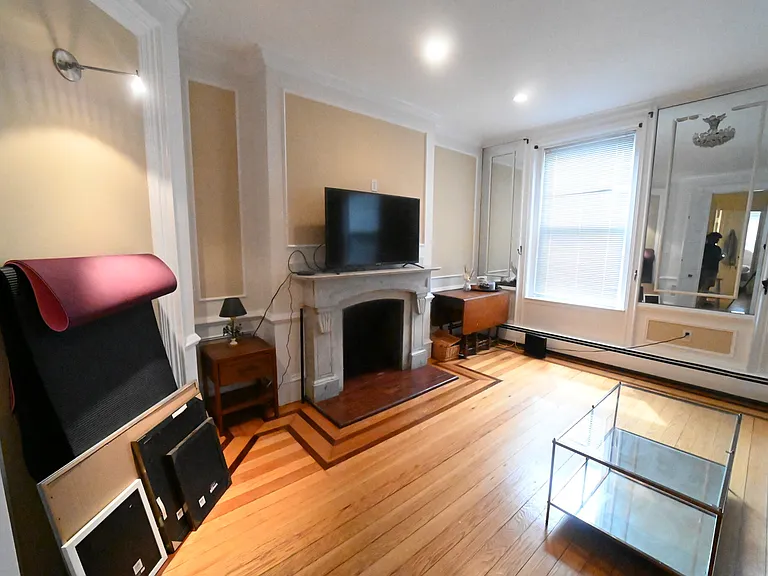 431 Beacon St #1 — Photo 8