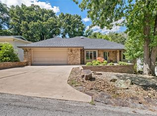25 Everleigh Dr, Bella Vista, AR 72715