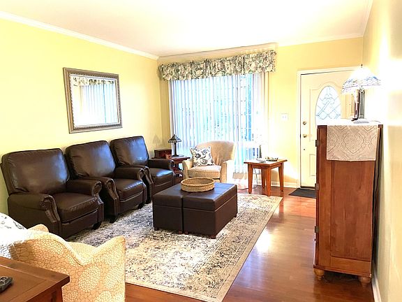 2nd image of 1743 43rd Ave