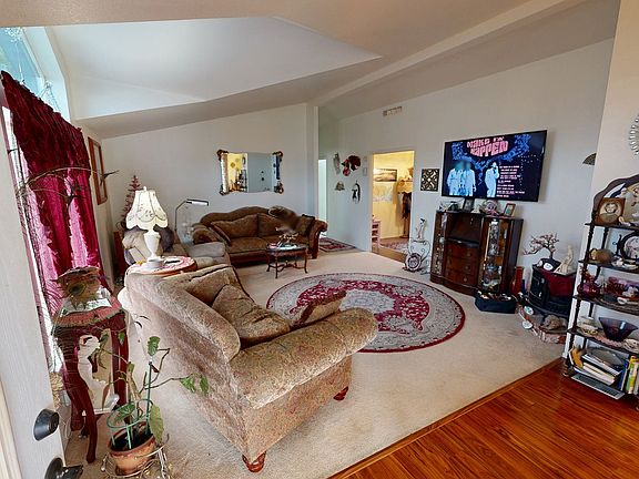 4th image of 15889 Sunset Strip Space 56
