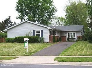 1019 E Maple Ave, Sterling, VA 20164