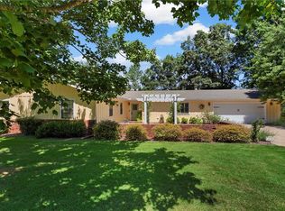 1138 N Huntington Dr, Fayetteville, AR 72701