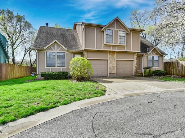 6809-6811 W 149th Ter, Overland Park, KS 66221
