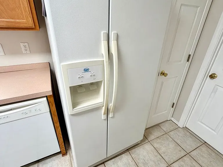 2390 Marina Dr — Photo 42