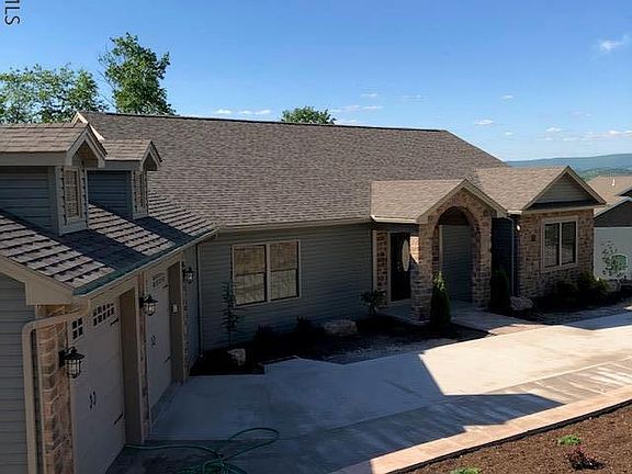 2nd image of 289 Highland Dr