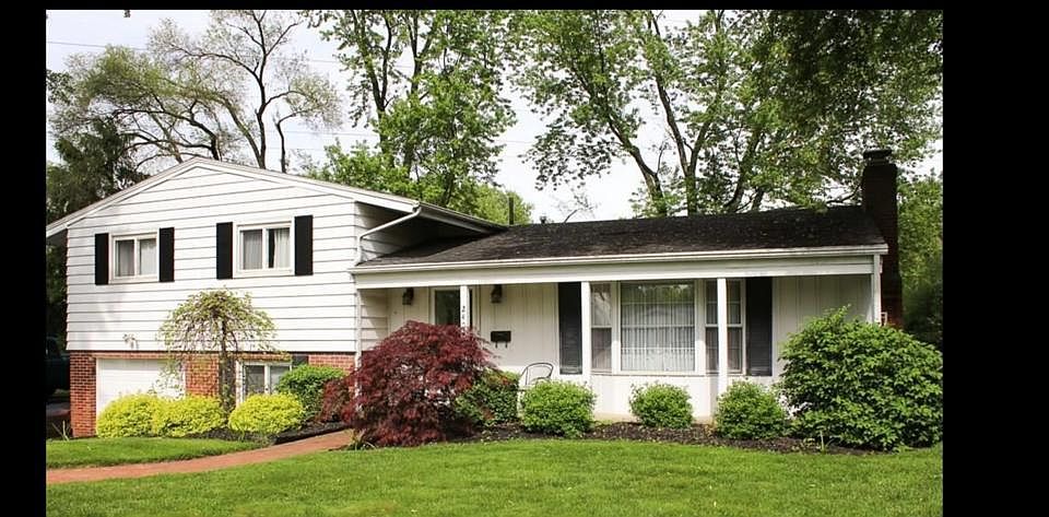 2nd image of 2402 Grelyn Dr