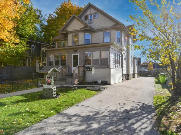 516 East Walworth AVENUE, Delavan, WI 53115