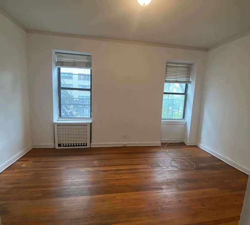 1st image of 355 E 88th St APT 2E