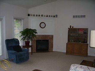 5th image of 4339 Elaine Ct