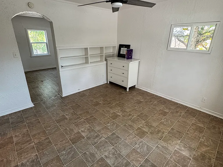 2600 Frazier Ave — Photo 5