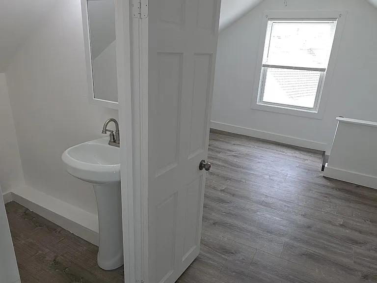 61 South St #2 — Photo 2