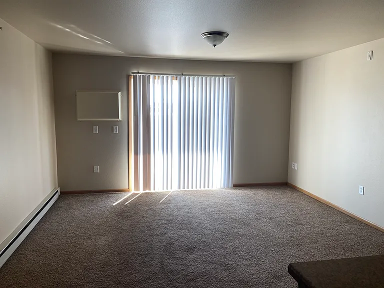 Stanley Apartments — Photo 49