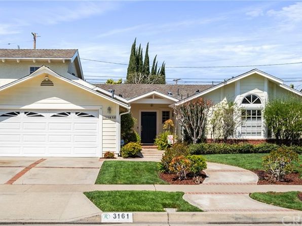 Los Alamitos Ca Luxury Homes For Sale 15 Homes Zillow