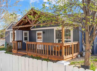 248 NW 3rd St, Redmond, OR 97756