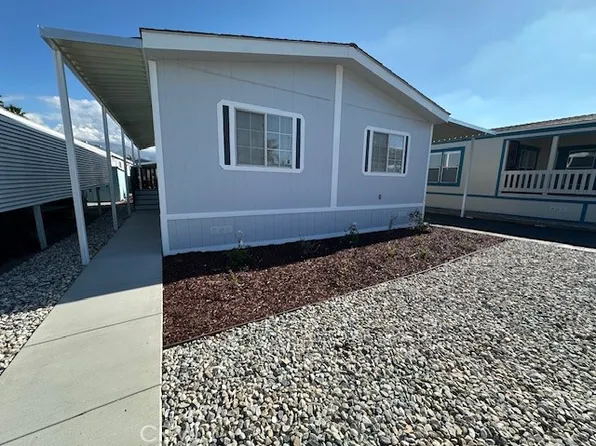 880 N Lake St Space 82, Hemet, CA 92544