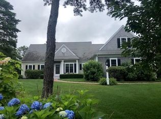 18 Pond Edge Trl, Wareham, MA 02571