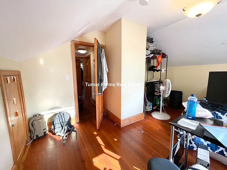 21 Alpine St #2 — Photo 8