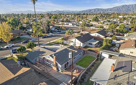 5th image of 9725 Kimberly Ave