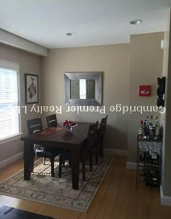 5th image of 325 Elm St #1