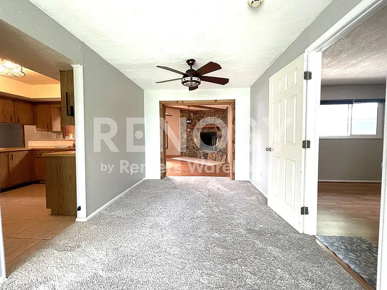 802 Embassy Rd — Photo 14