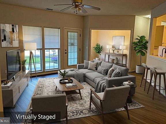 2nd image of 109 Sunshine Ct Unit A