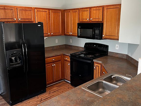 3rd image of 18476 Windstone Cir