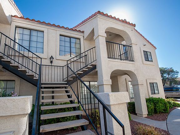 4th image of 4860 Nara Vista Way Unit 202