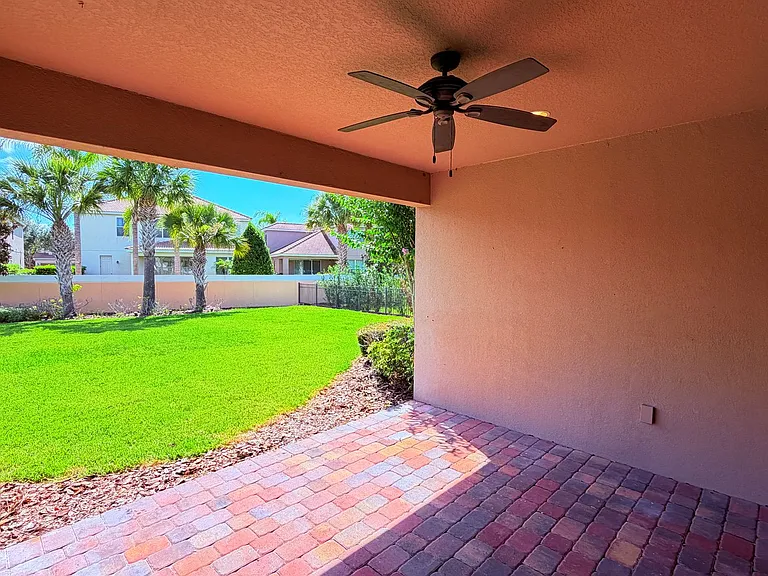 11867 Padua Ln — Photo 40