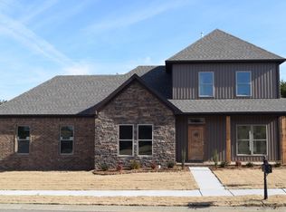 1140 Turnberry Dr, Conway, AR 72034